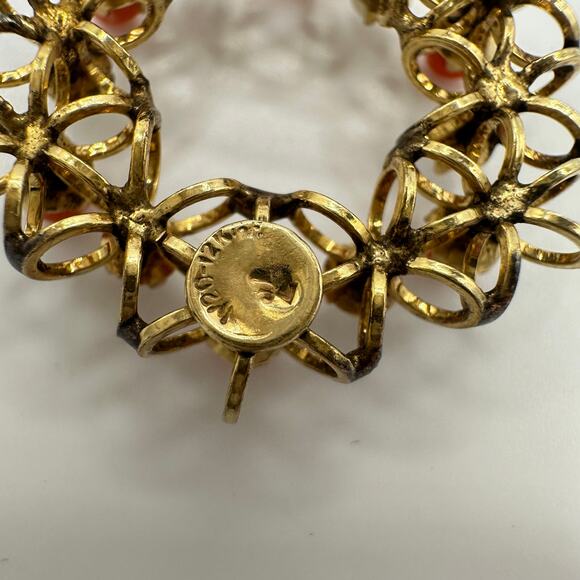 Vintage 12kt gold filled genuine red coral freshwater pearls wreath brooch - Picture 5 of 7